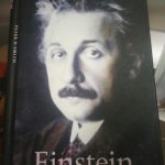 Einstein (idioma: Inglês) - Peter D. Smith 