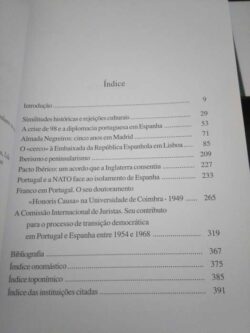 Espanha e Portugal - Um olhar sobre as relações no século XX - António Pedro Vicente 