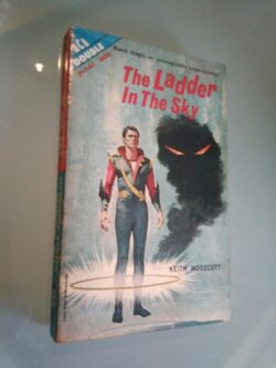 The ladder in the sky - Keith Woodcott