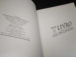 O livro inclinado - Peter Newell