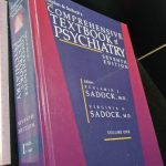 Comprehensive textbook of psychiatry seventh edition (2 volumes) - Benjamin J. Sadock