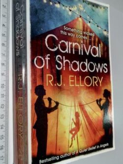 Carnival of shadows - R. J. Ellory