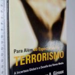 Para além do espectáculo do terrorismo - Henry A. Giroux
