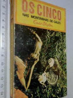 https://esconderijodoslivros.pt/wp-content/uploads/2019/10/B5-Livro-n%c3%a3o-catalogado-135.jpg