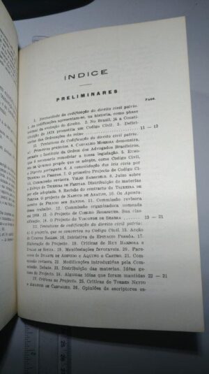Código Civil dos Estados Unidos do Brasil comentado por Clovis Bevilaqua (Edição histórica) -