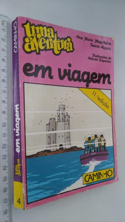 https://esconderijodoslivros.pt/wp-content/uploads/2020/05/A8-Livro-n%c3%a3o-catalogado-31.jpg https://esconderijodoslivros.pt/wp-content/uploads/2020/05/A8-Livro-n%c3%a3o-catalogado-31.jpg