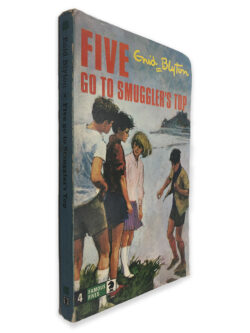 Five go to Smuggler_s Top - Enid Blyton
