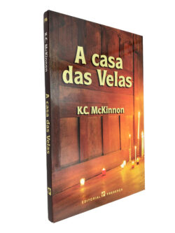 A casa das velas - K. C. McKinnon