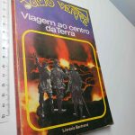 Viagem ao centro da Terra - Júlio Verne