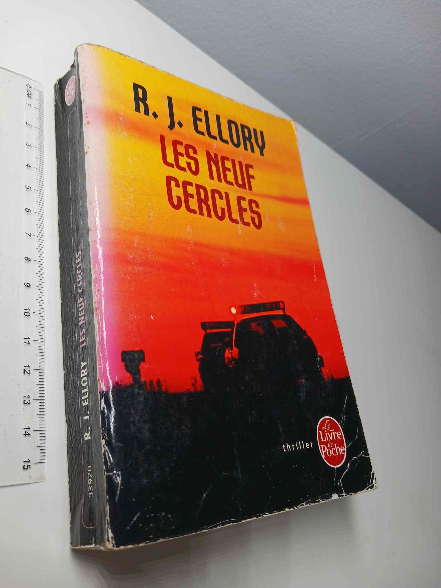 30-39EE10 - (3) 30-39EE10 - Livro não catalogado (Edição Internacional) - 3 - Image 1