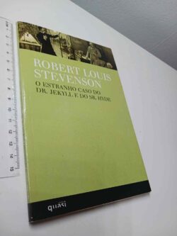 O estranho caso do Dr. Jekyll e do Sr. Hyde - Robert Louis Stevenson