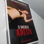 O imenso adeus - Raymond Chandler