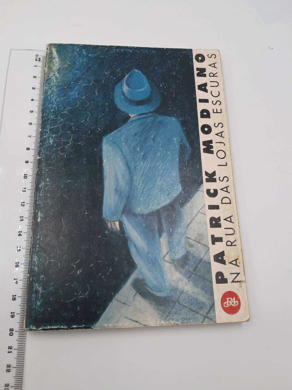 DT31 (28) Na rua das lojas escuras - Patrick Modiano - Image 1
