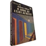 https://esconderijodoslivros.pt/wp-content/uploads/2025/08/A10-6-rotated.jpg
