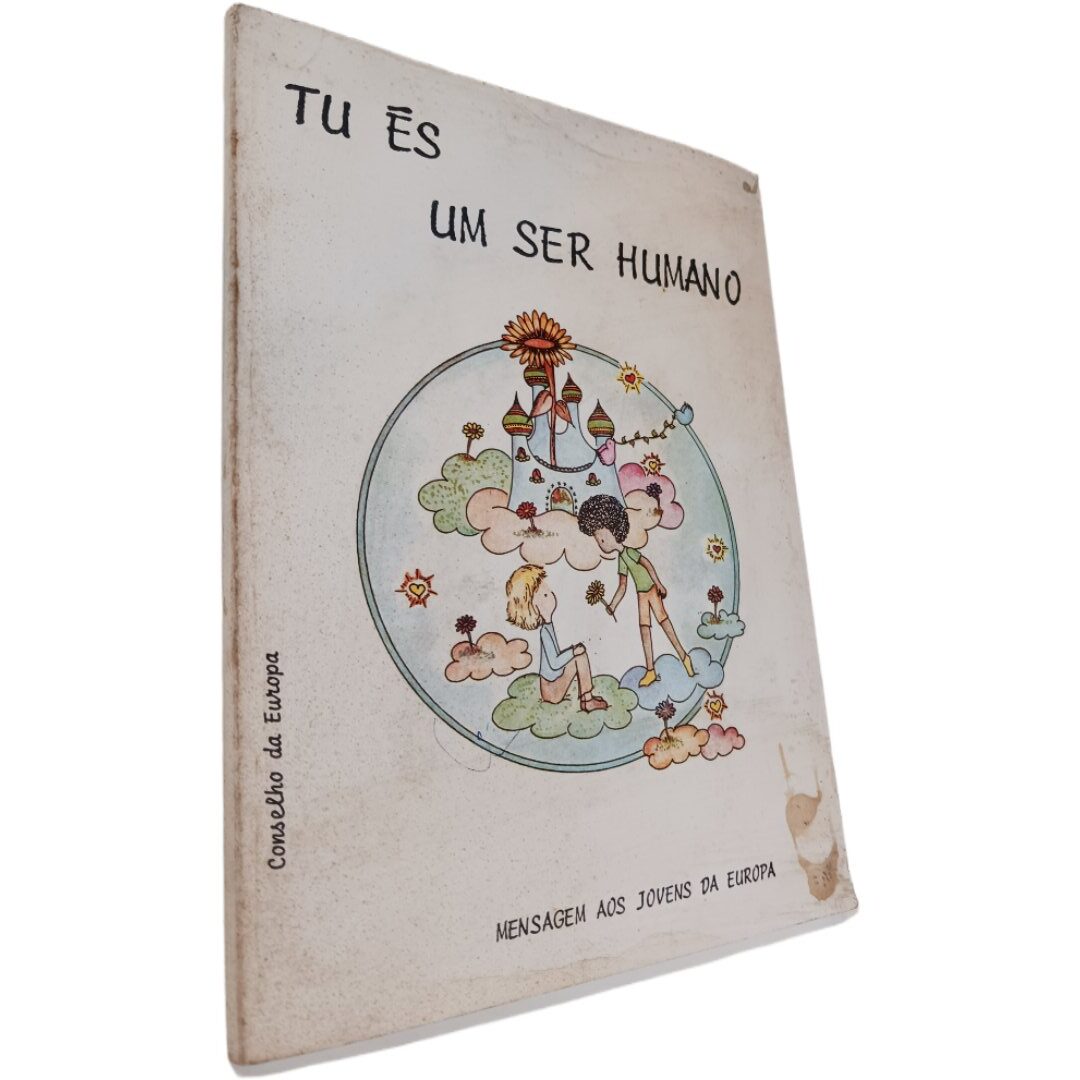 https://esconderijodoslivros.pt/wp-content/uploads/2025/08/DDX39-38-rotated.jpg https://esconderijodoslivros.pt/wp-content/uploads/2025/08/DDX39-38-rotated.jpg