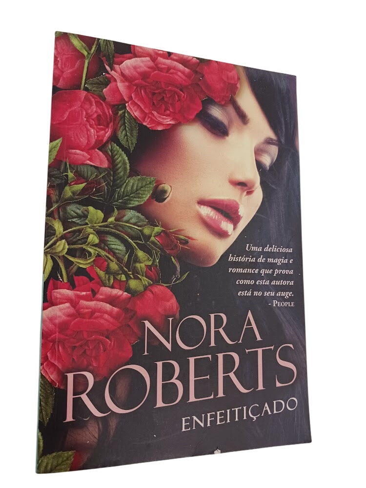 Enfeitiçado - Nora Roberts Enfeitiçado - Nora Roberts