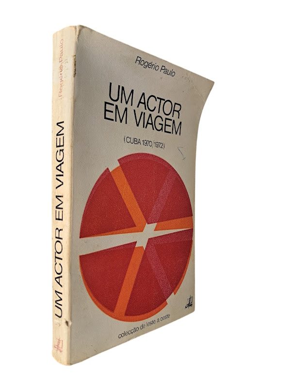 Um-Actor-em-Viagem-Cuba-19701971-Rogerio-Paulo-6B16-1.jpg Um Actor em Viagem (Cuba 1970/1972) - Rogério Paulo - Image 1